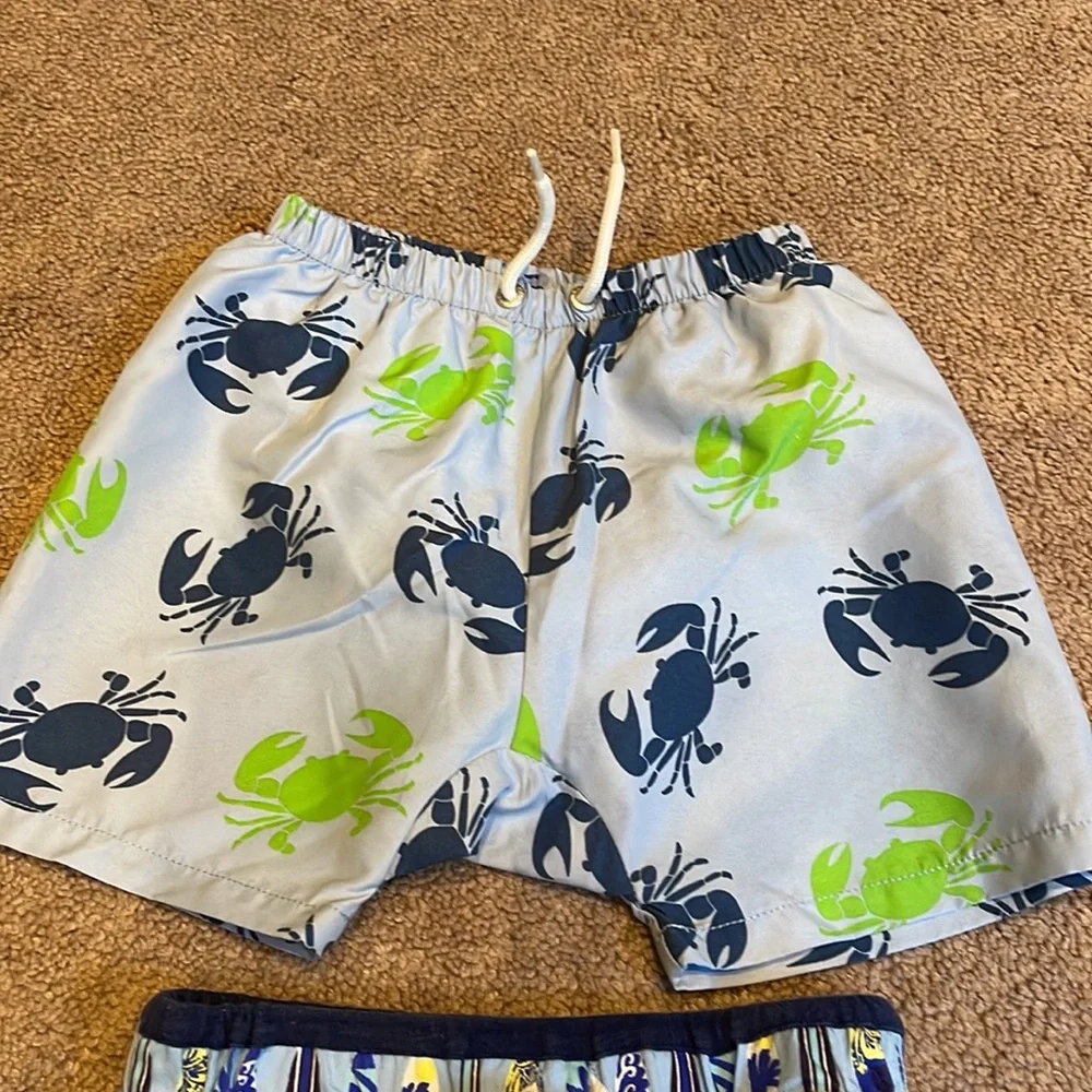Set of 1 swimsuit (Archimede) & 1 shorts (Splendid)